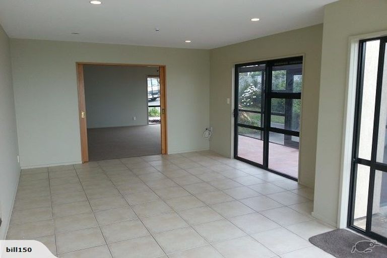 Photo of property in 10 Dunkeld Lane, Redcliffs, Christchurch, 8081