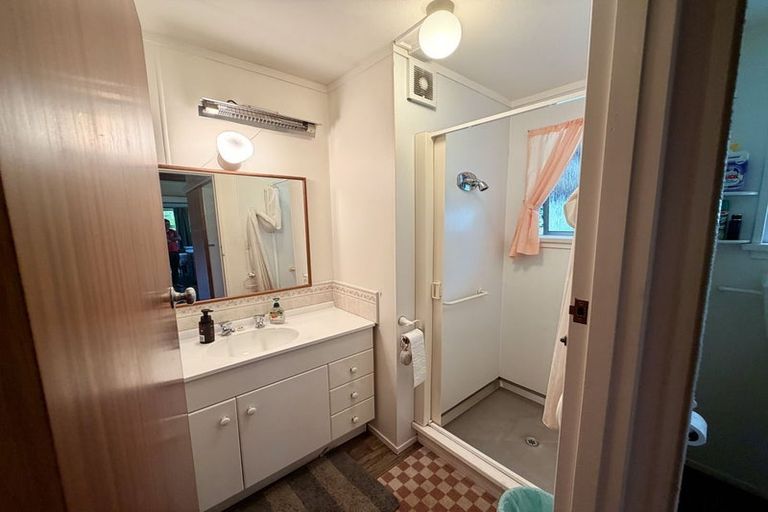 Photo of property in 11 Matai Street, Te Anau, 9600