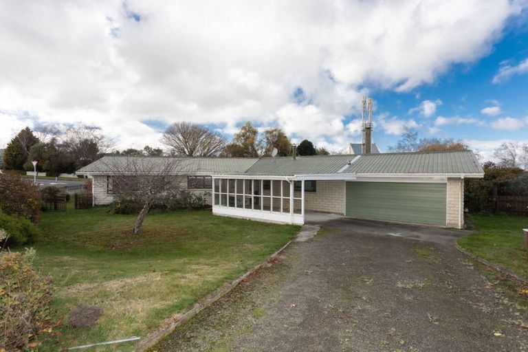 Photo of property in 1 Dawson Street, Dannevirke, 4930