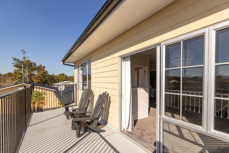 Photo of property in 85-87 Dublin Street, Martinborough, 5711
