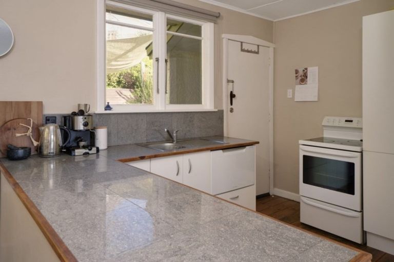 Photo of property in 74 Tukuka Street, Nelson South, Nelson, 7010