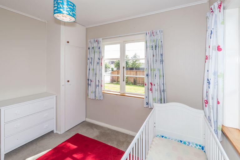 Photo of property in 123 Selwyn Street, Somerfield, Christchurch, 8024