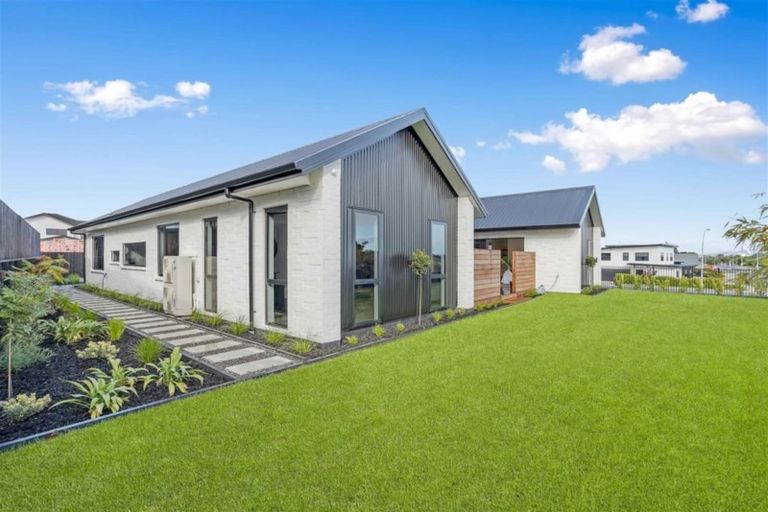 Photo of property in 4 Riverpoint Glade, Flagstaff, Hamilton, 3210