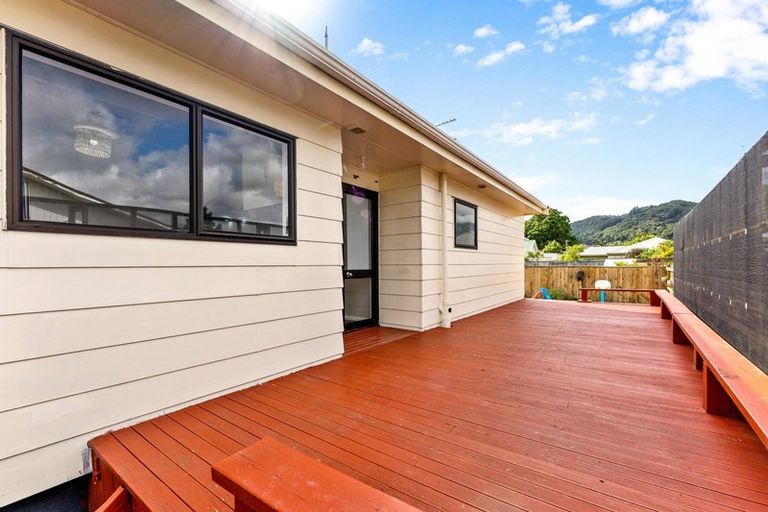 Photo of property in 1/25a Ward Street, Trentham, Upper Hutt, 5018