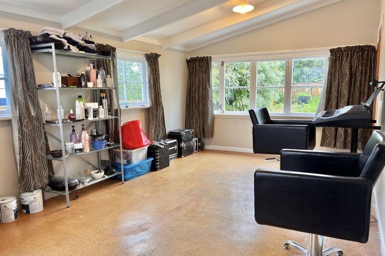 Photo of property in 59 Aotaki Street, Otaki, 5512