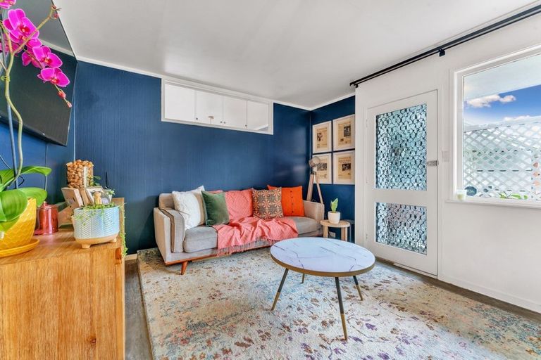 Photo of property in 2/640 Pakuranga Road, Howick, Auckland, 2010