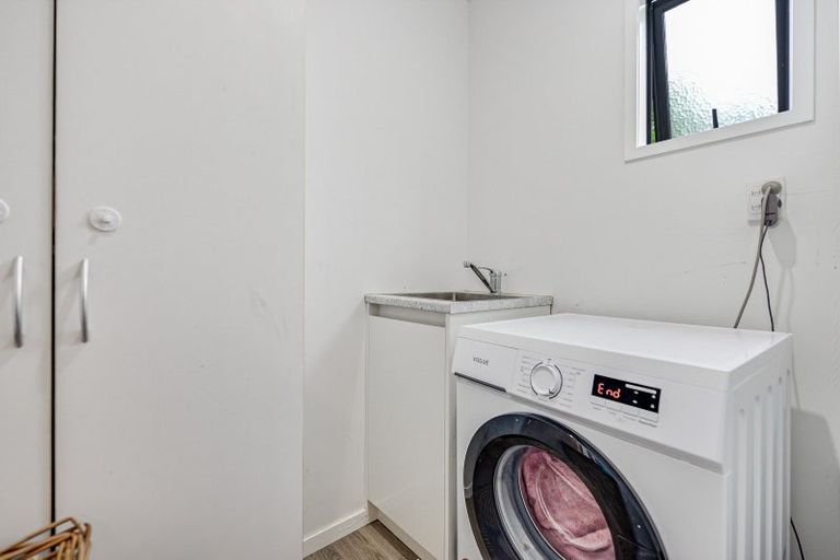 Photo of property in 18b Strowan Avenue, Fairfield, Hamilton, 3214