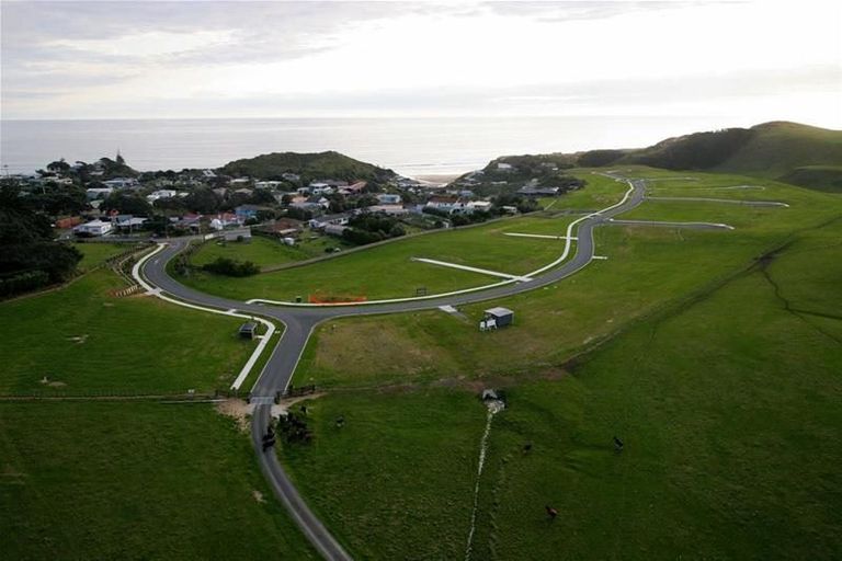 Photo of property in 54 Sunset Drive, Baylys Beach, Dargaville, 0377