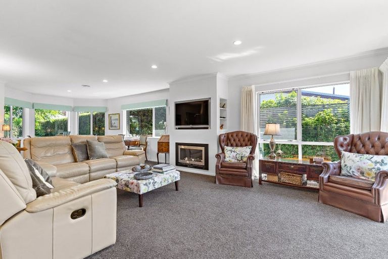 Photo of property in 11a Humphries Street, Greytown, 5712