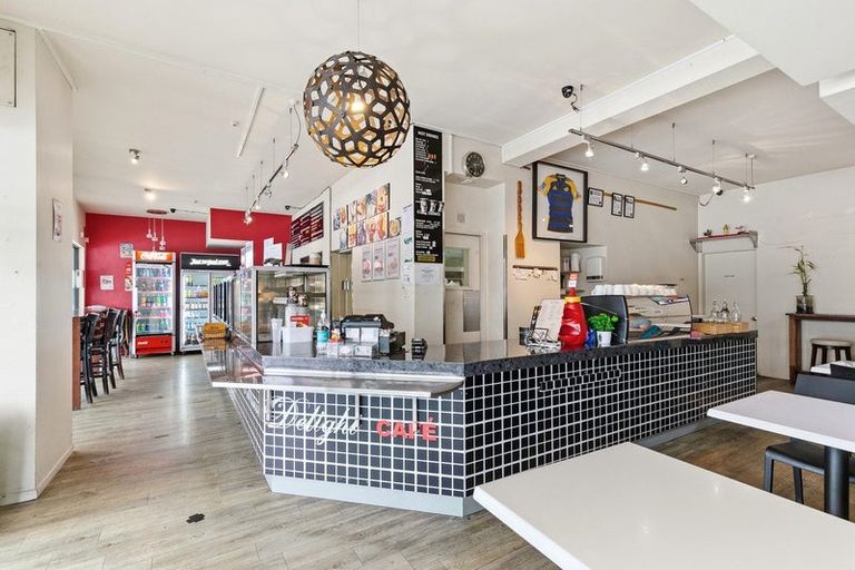 Photo of property in 186 Riddiford Street, Newtown, Wellington, 6021