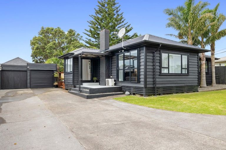 Photo of property in 145 Seaview Road, Westown, New Plymouth, 4310
