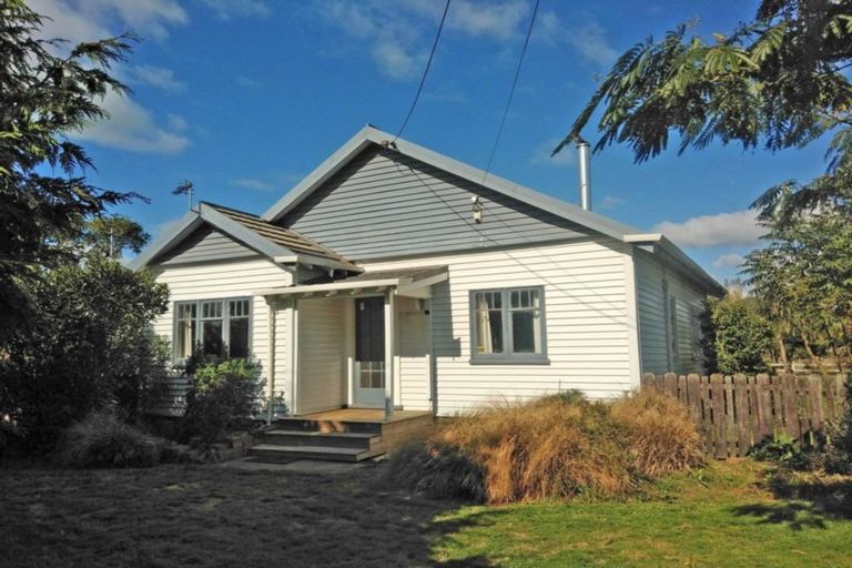 Photo of property in 16 Railway Road, Dunsandel, Leeston, 7682