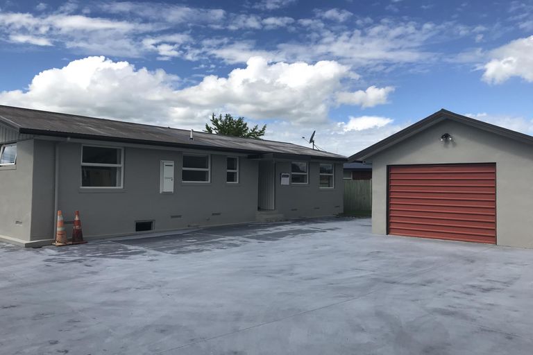 Photo of property in 14 Pulham Crescent, Queenwood, Hamilton, 3210