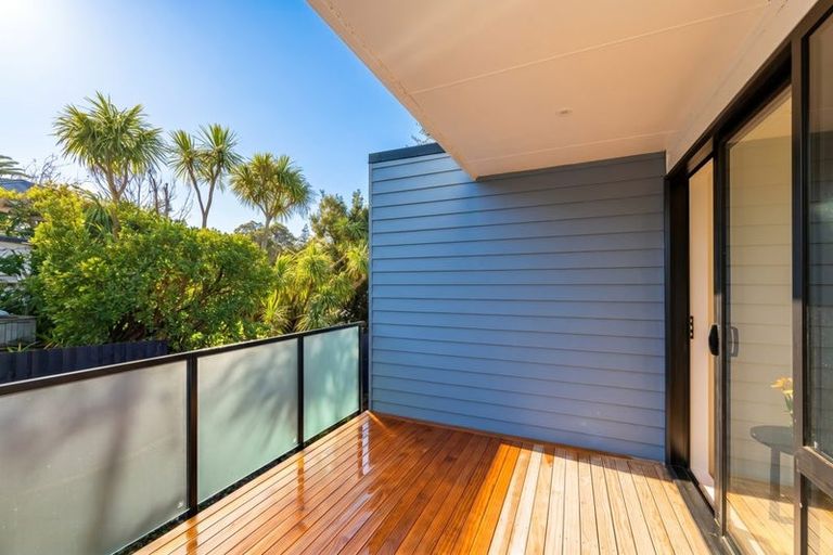 Photo of property in 19e Cedar Heights Avenue, Massey, Auckland, 0614