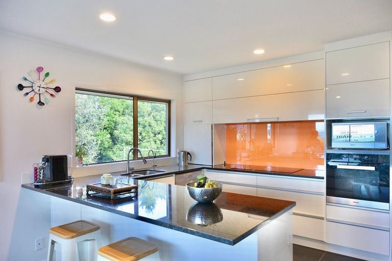 Photo of property in 11 View Road, Shelly Park, Auckland, 2014