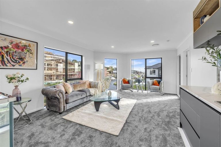Photo of property in 18 Aklander Rise, Flat Bush, Auckland, 2019