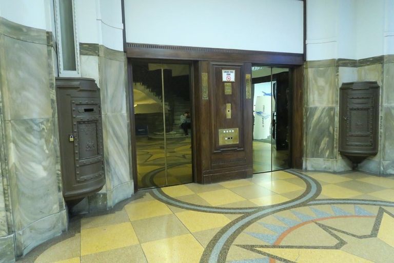 Photo of property in Guardian Apartments, 406/105 Queen Street, Auckland Central, Auckland, 1010