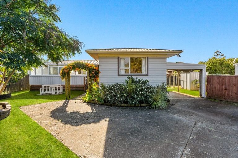 Photo of property in 53b Springs Road, Parakai, 0830