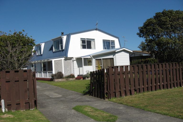 Photo of property in 40 Hollis Road, Paraparaumu Beach, Paraparaumu, 5032