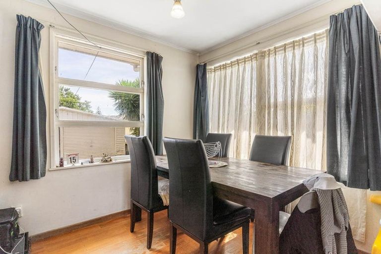 Photo of property in 43 Tatariki Street, Rosehill, Papakura, 2113