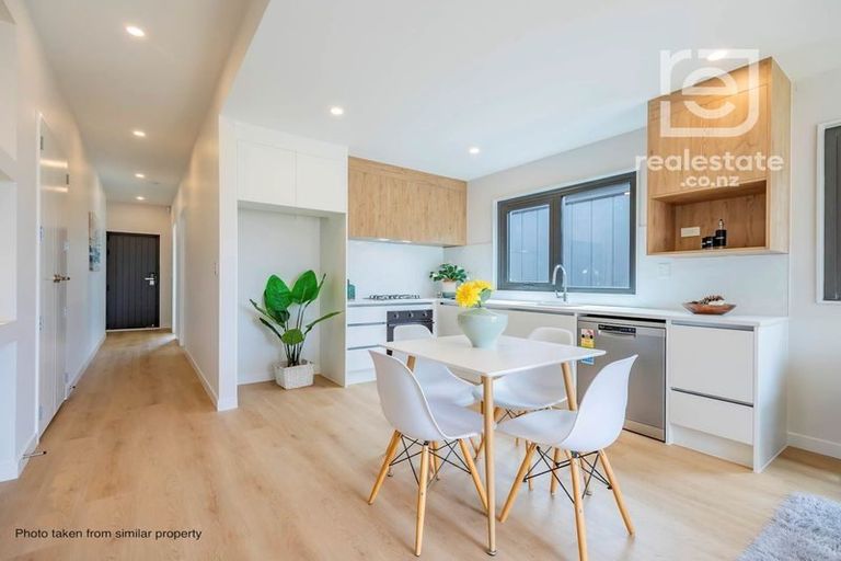 Photo of property in 53 Taukahiwi Road, Pukekohe, 2120