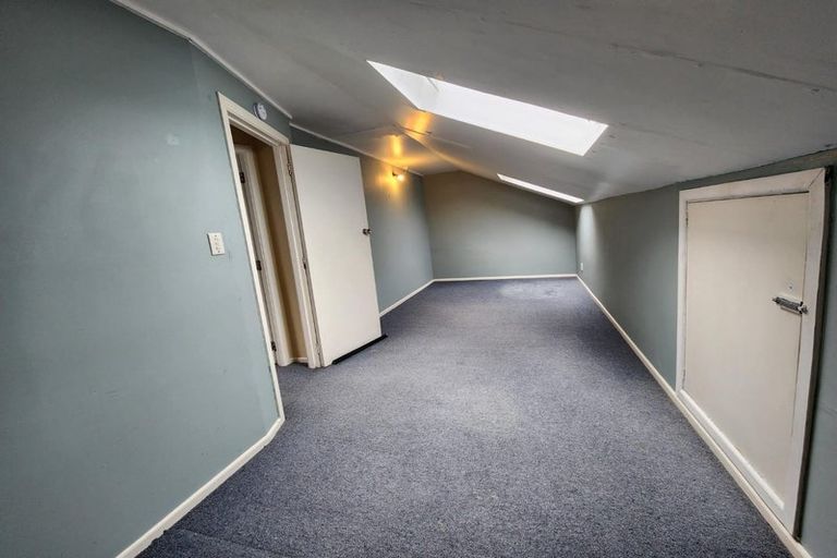 Photo of property in 40 Pirie Street, Mount Victoria, Wellington, 6011