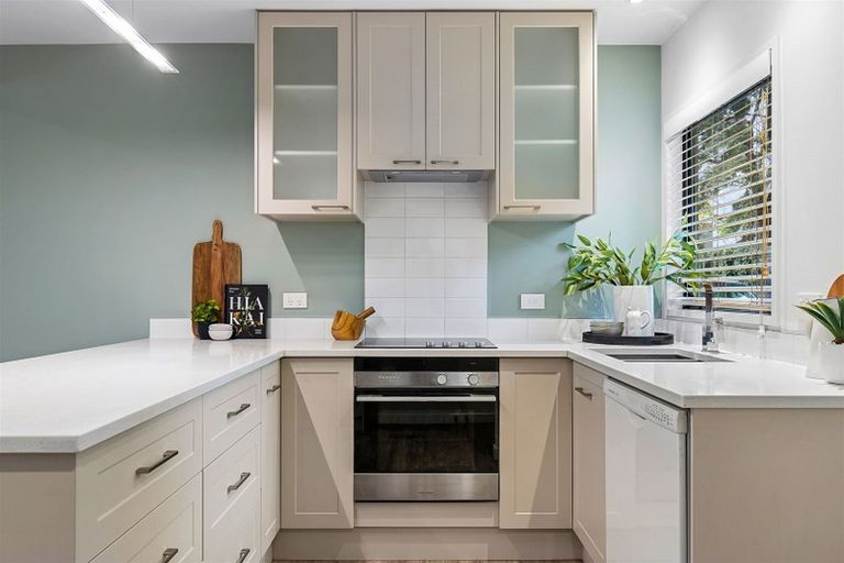 Photo of property in 4/56 Hewitts Road, Merivale, Christchurch, 8014