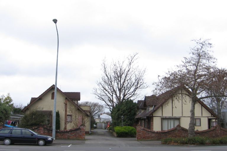 Photo of property in 141 Fitzherbert Avenue, West End, Palmerston North, 4410