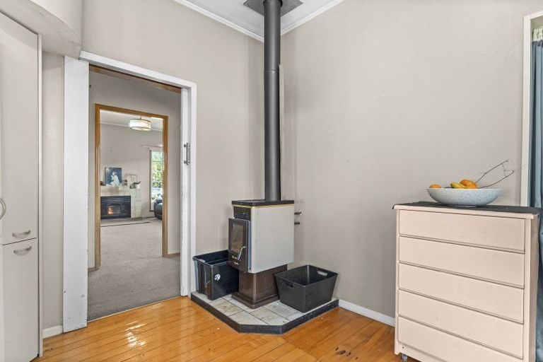 Photo of property in 72 Kent Street, Carterton, 5713