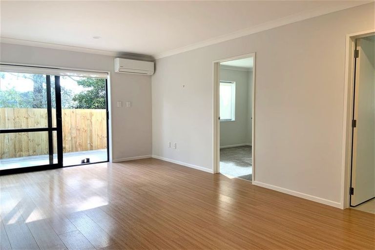 Photo of property in 16a Dalmeny Close, Murrays Bay, Auckland, 0630