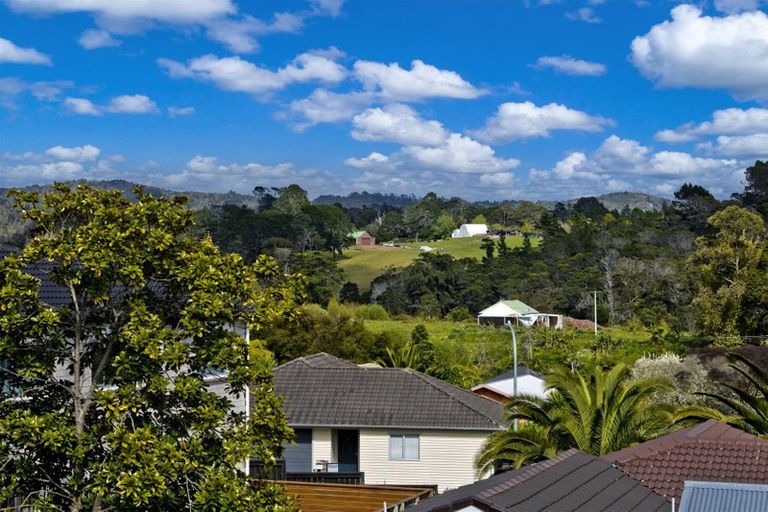 Photo of property in 20 Kellett Road, Ranui, Auckland, 0612
