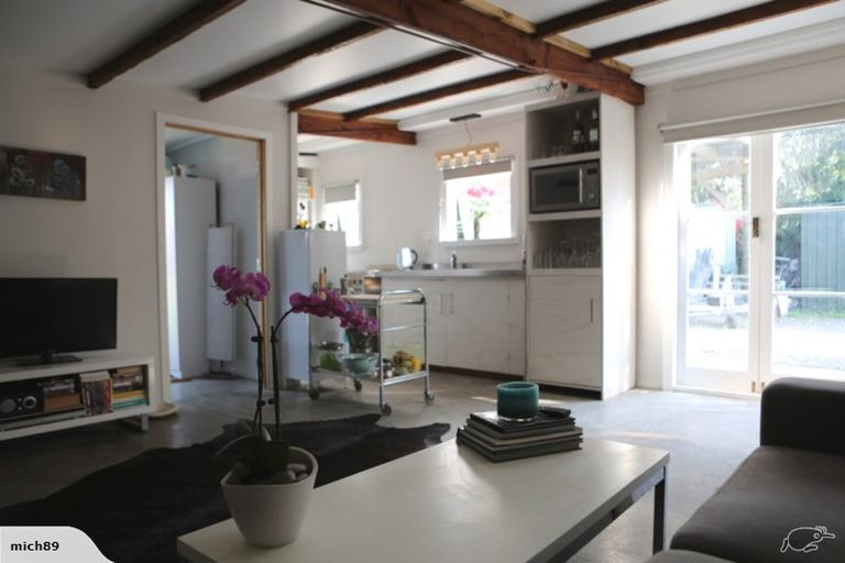 Photo of property in 124 North Shore Road, Eskdale, Napier, 4182