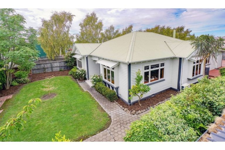 Photo of property in 120 Warrington Street, Mairehau, Christchurch, 8013