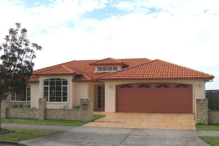 Photo of property in 47 Semillon Avenue, Henderson, Auckland, 0612