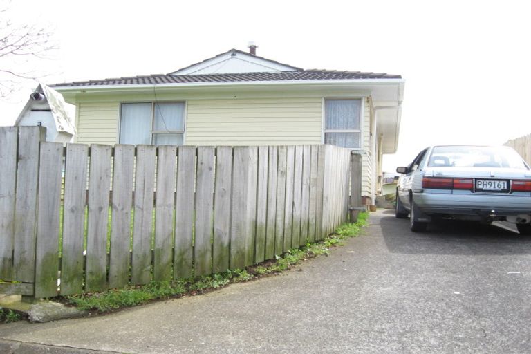 Photo of property in 3 Kelburn Lane, Mangere, Auckland, 2022