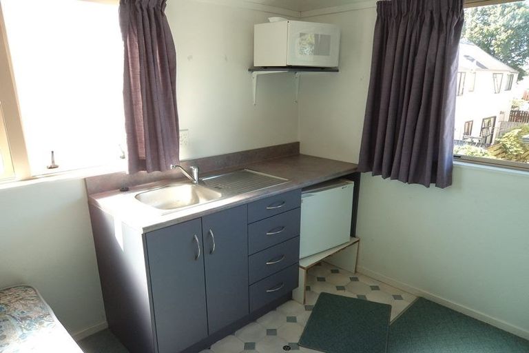 Photo of property in 12/5 Inverness Avenue, Hamilton East, Hamilton, 3216