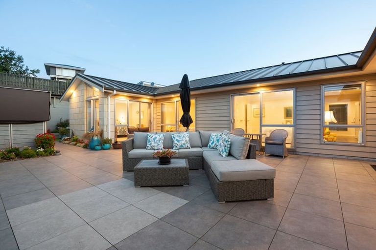 Photo of property in 118 Rosetta Road, Raumati South, Paraparaumu, 5032