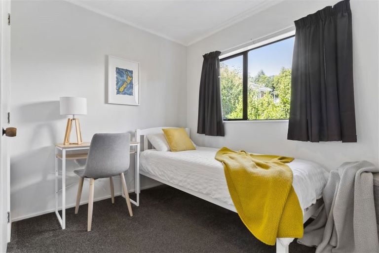 Photo of property in 1/8 Brookfield Road, Te Atatu Peninsula, Auckland, 0610