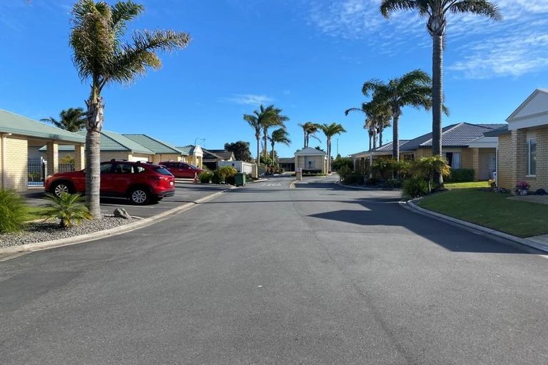 Photo of property in Diamond Sands, 5/644 Grenada Street, Papamoa Beach, Papamoa, 3118