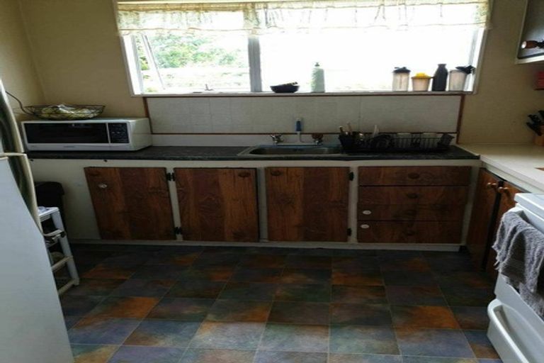 Photo of property in 11 Mossburn Grove, Kelson, Lower Hutt, 5010