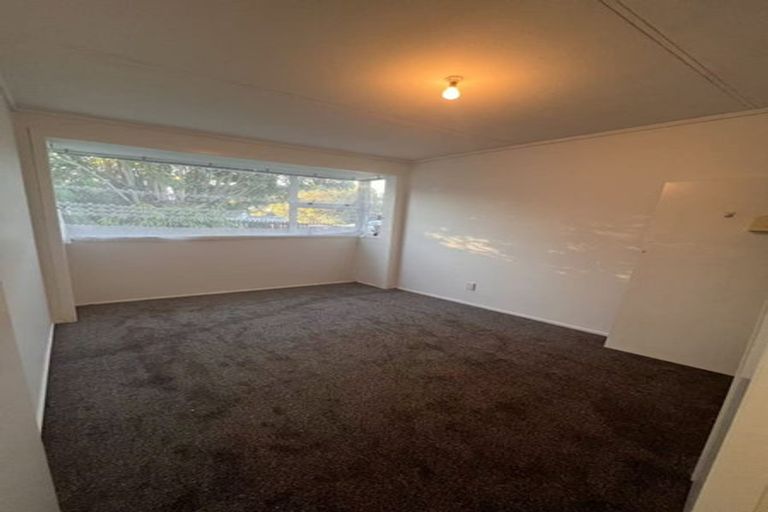 Photo of property in 11 Albatross Road, Red Beach, 0932