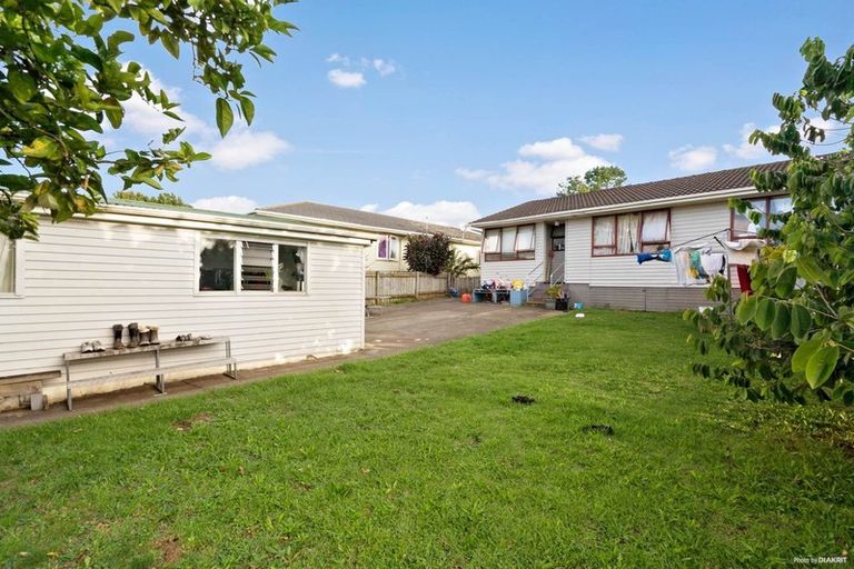 Photo of property in 89 Yates Road, Mangere East, Auckland, 2024