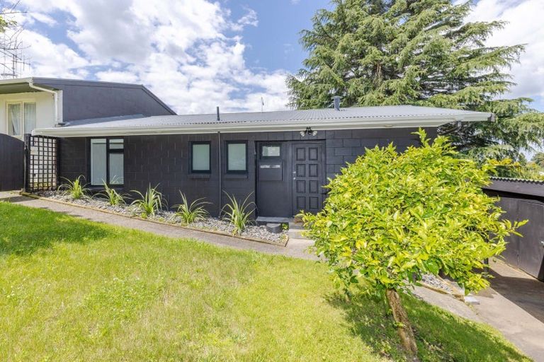 Photo of property in 32a Kowhai Street, Hamilton Lake, Hamilton, 3204