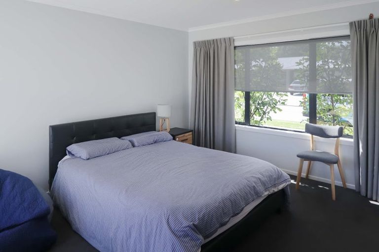 Photo of property in 4 Grovedale Square, Wainuiomata, Lower Hutt, 5014
