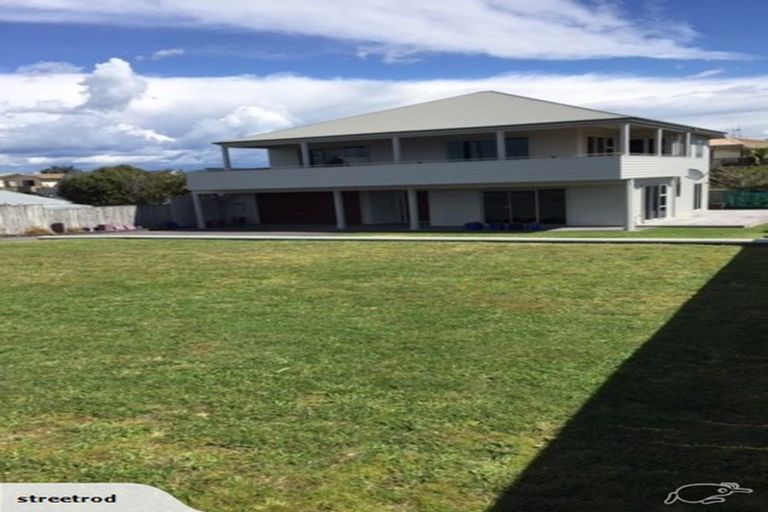 Photo of property in 106b Karewa Parade, Papamoa Beach, Papamoa, 3118