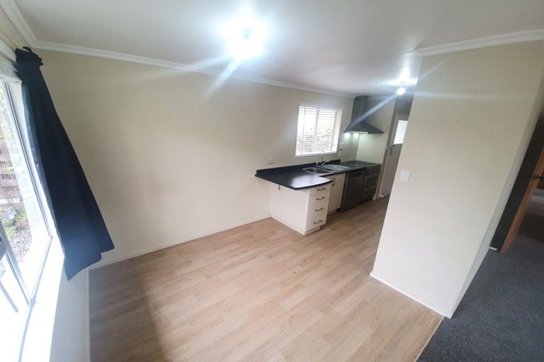 Photo of property in 5 Hillcrest Drive, Kelvin Grove, Palmerston North, 4414