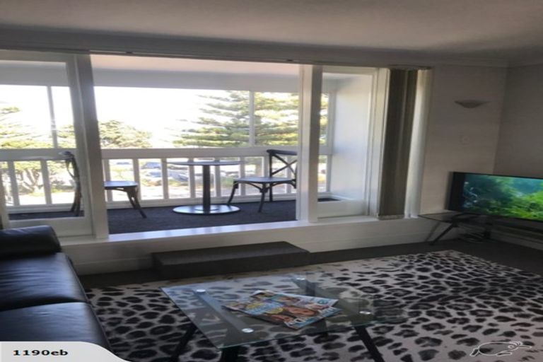 Photo of property in 245 Marine Parade, Napier South, Napier, 4110