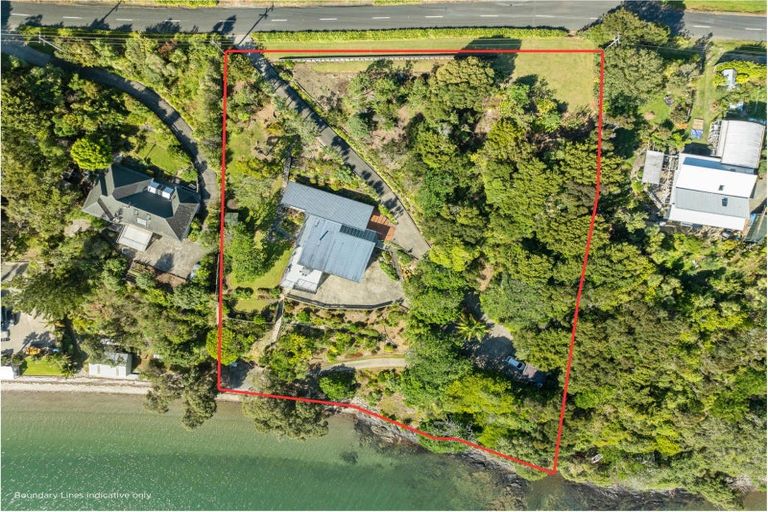 Photo of property in 64 Manganese Point Road, Tamaterau, Whangarei, 0174