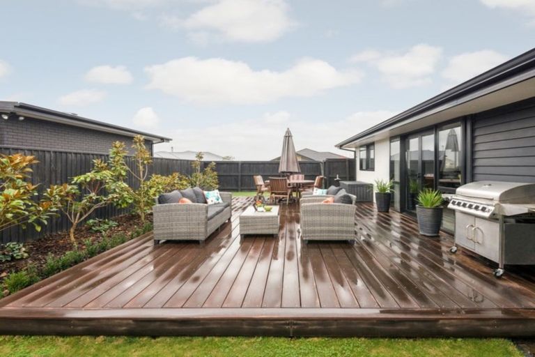 Photo of property in 38 Bradbury Avenue, Rolleston, 7614