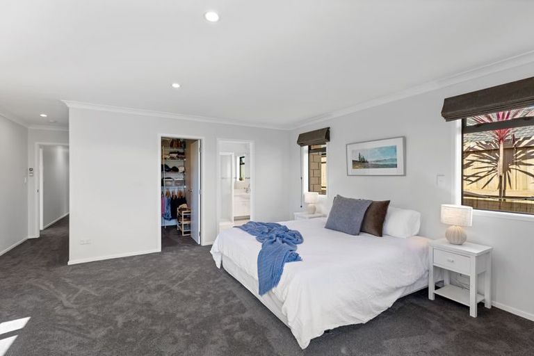 Photo of property in 42 Alva Glen Place, Pyes Pa, Tauranga, 3112